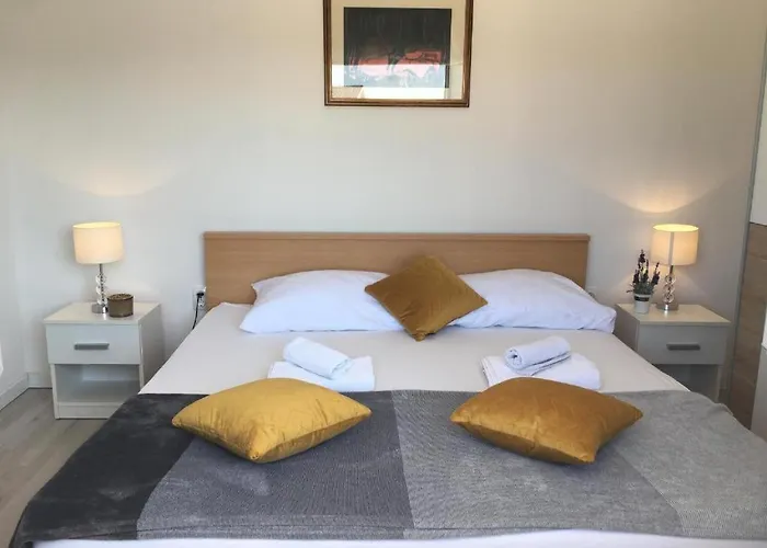Luxury Apartment Cairos